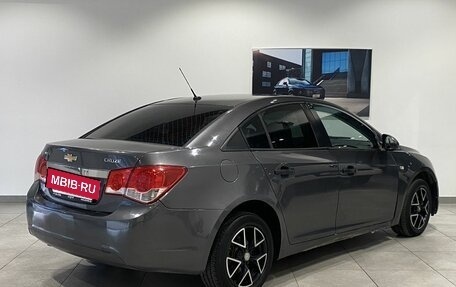 Chevrolet Cruze II, 2011 год, 499 000 рублей, 5 фотография