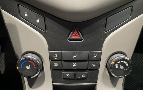 Chevrolet Cruze II, 2011 год, 499 000 рублей, 15 фотография