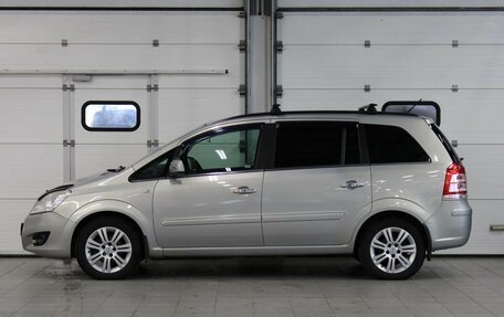 Opel Zafira B, 2010 год, 550 000 рублей, 6 фотография