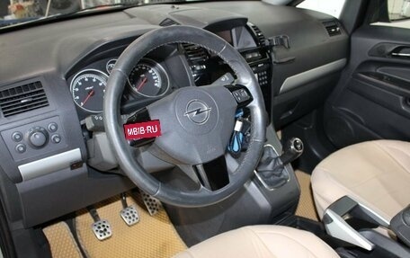 Opel Zafira B, 2010 год, 550 000 рублей, 7 фотография