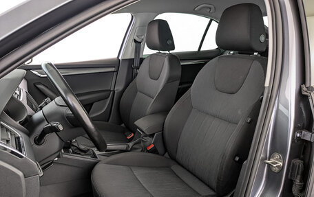 Skoda Octavia, 2018 год, 1 799 000 рублей, 20 фотография