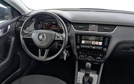 Skoda Octavia, 2018 год, 1 799 000 рублей, 29 фотография