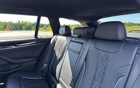 BMW 5 серия, 2022 год, 4 889 000 рублей, 10 фотография
