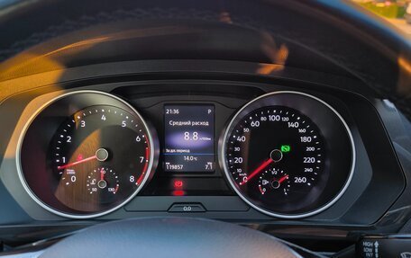 Volkswagen Tiguan II, 2020 год, 2 592 000 рублей, 6 фотография