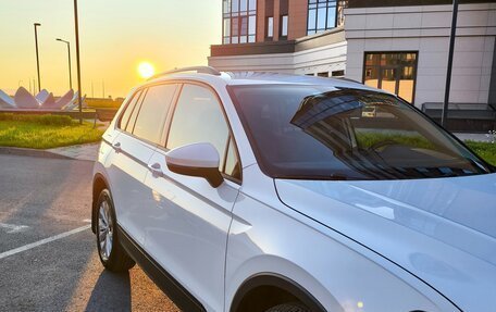 Volkswagen Tiguan II, 2020 год, 2 592 000 рублей, 3 фотография