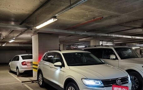 Volkswagen Tiguan II, 2020 год, 2 592 000 рублей, 8 фотография