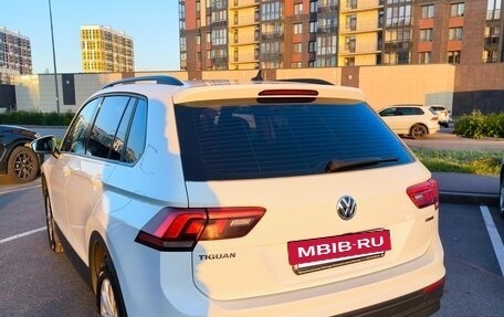Volkswagen Tiguan II, 2020 год, 2 592 000 рублей, 13 фотография