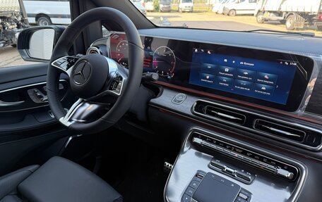 Mercedes-Benz V-Класс, 2025 год, 16 990 000 рублей, 16 фотография