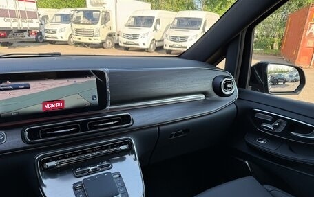 Mercedes-Benz V-Класс, 2025 год, 16 990 000 рублей, 32 фотография