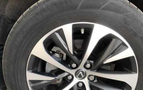 Lexus RX IV рестайлинг, 2019 год, 4 999 999 рублей, 9 фотография