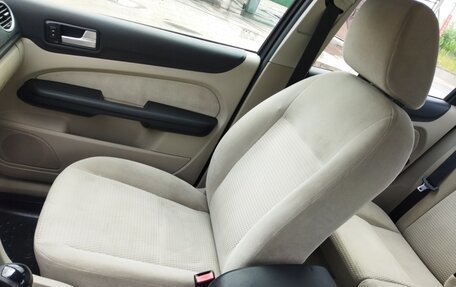 Ford Focus II рестайлинг, 2006 год, 650 000 рублей, 18 фотография