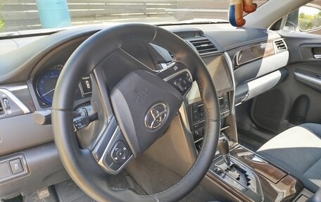 Toyota Camry, 2015 год, 2 100 000 рублей, 11 фотография
