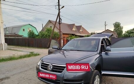 Volkswagen Touareg III, 2004 год, 700 000 рублей, 2 фотография