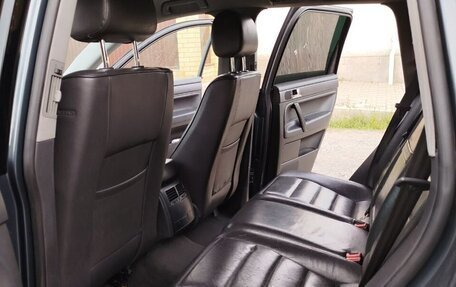 Volkswagen Touareg III, 2004 год, 700 000 рублей, 11 фотография