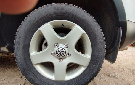 Volkswagen Touareg III, 2004 год, 700 000 рублей, 20 фотография