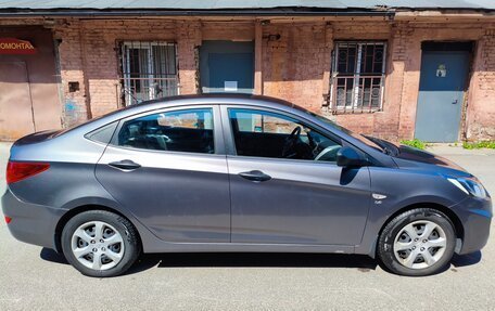 Hyundai Solaris II рестайлинг, 2011 год, 630 000 рублей, 2 фотография