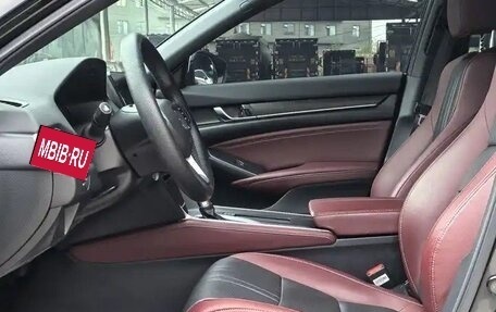 Honda Inspire, 2022 год, 2 350 000 рублей, 4 фотография