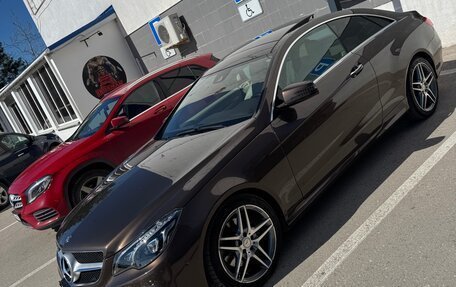 Mercedes-Benz E-Класс, 2014 год, 2 750 000 рублей, 4 фотография