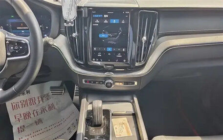 Volvo XC60 II, 2022 год, 2 990 000 рублей, 14 фотография