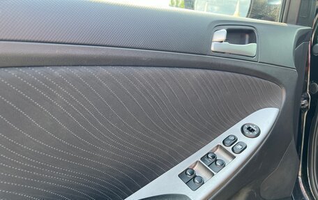 Hyundai Solaris II рестайлинг, 2016 год, 830 000 рублей, 8 фотография