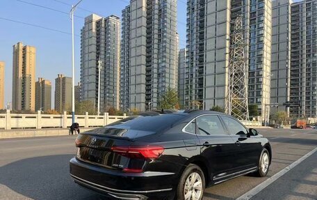 Volkswagen Passat B8 рестайлинг, 2021 год, 1 690 000 рублей, 2 фотография