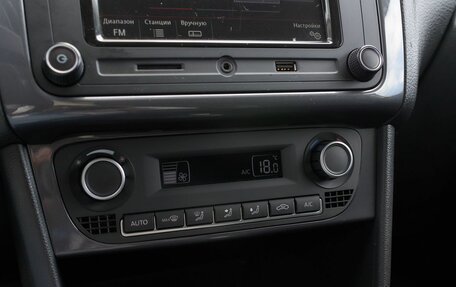 Volkswagen Polo VI (EU Market), 2018 год, 1 398 730 рублей, 9 фотография