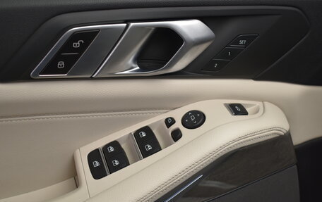 BMW X5, 2019 год, 5 820 000 рублей, 28 фотография