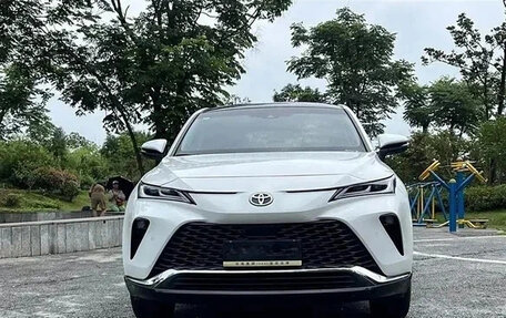 Toyota Venza, 2022 год, 3 180 666 рублей, 2 фотография