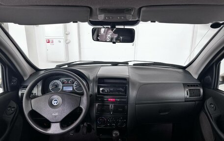 Fiat Albea I рестайлинг, 2007 год, 429 000 рублей, 11 фотография