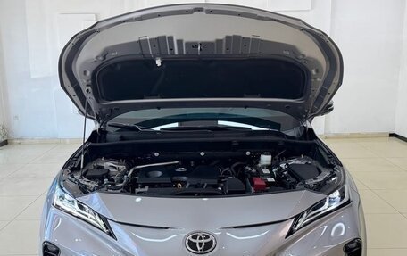 Toyota Venza, 2022 год, 3 200 000 рублей, 19 фотография