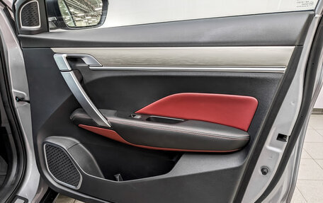 Geely Coolray I, 2022 год, 1 400 000 рублей, 24 фотография