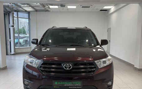 Toyota Highlander III, 2012 год, 2 070 000 рублей, 2 фотография