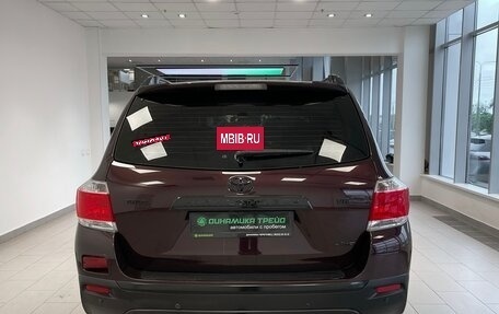 Toyota Highlander III, 2012 год, 2 070 000 рублей, 7 фотография