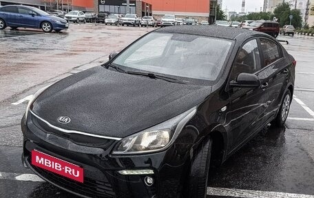 KIA Rio IV, 2017 год, 1 380 000 рублей, 2 фотография