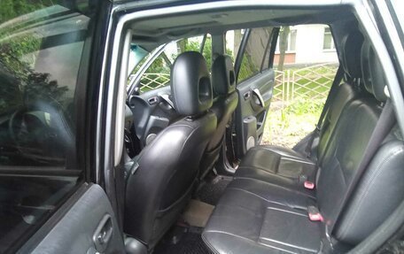 Toyota RAV4, 2004 год, 700 000 рублей, 7 фотография
