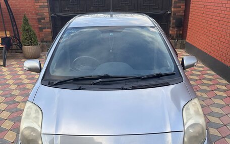 Toyota Vitz, 2009 год, 485 000 рублей, 2 фотография