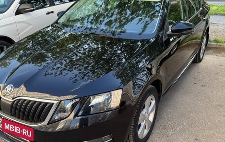 Skoda Octavia, 2017 год, 1 950 000 рублей, 3 фотография