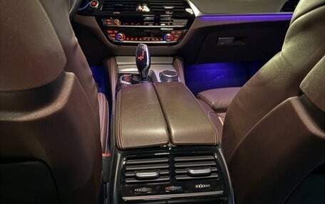 BMW 5 серия, 2019 год, 3 200 000 рублей, 14 фотография