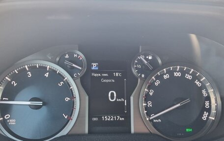 Toyota Land Cruiser Prado 150 рестайлинг 2, 2019 год, 5 500 000 рублей, 6 фотография