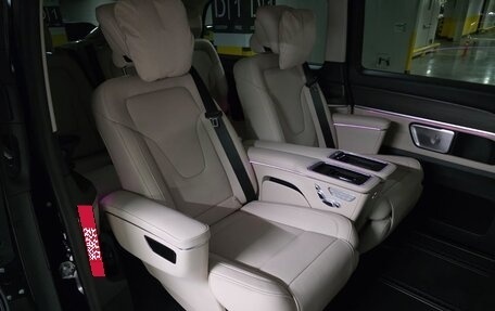 Mercedes-Benz V-Класс, 2025 год, 17 990 000 рублей, 12 фотография