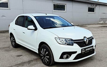 Renault Logan II, 2018 год, 849 000 рублей, 3 фотография