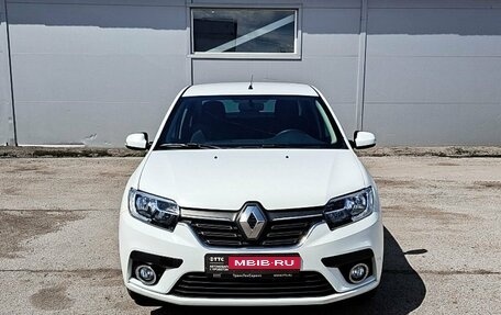 Renault Logan II, 2018 год, 849 000 рублей, 2 фотография