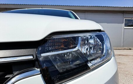 Renault Logan II, 2018 год, 849 000 рублей, 17 фотография