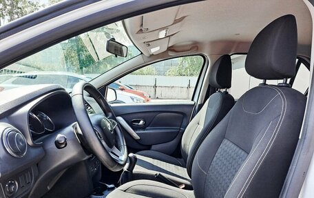 Renault Logan II, 2018 год, 849 000 рублей, 16 фотография