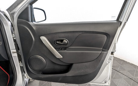 Renault Sandero II рестайлинг, 2021 год, 1 220 000 рублей, 24 фотография