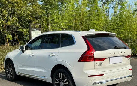 Volvo V60 II, 2022 год, 3 900 777 рублей, 5 фотография