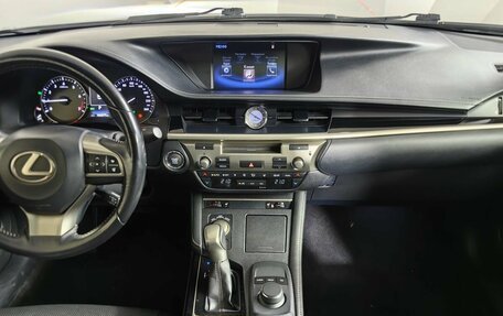 Lexus ES VII, 2015 год, 1 995 000 рублей, 13 фотография