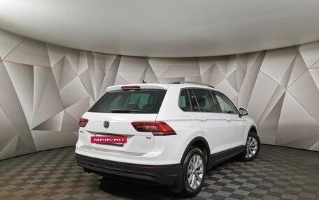 Volkswagen Tiguan II, 2017 год, 1 655 000 рублей, 2 фотография