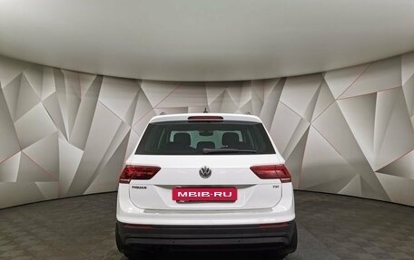 Volkswagen Tiguan II, 2017 год, 1 655 000 рублей, 8 фотография