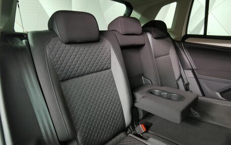 Volkswagen Tiguan II, 2017 год, 1 655 000 рублей, 13 фотография